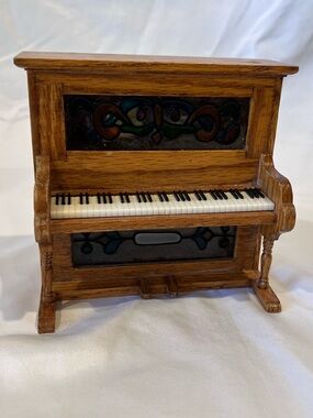 Vintage George Good Piano Music Box Wood Stained Glass Decor